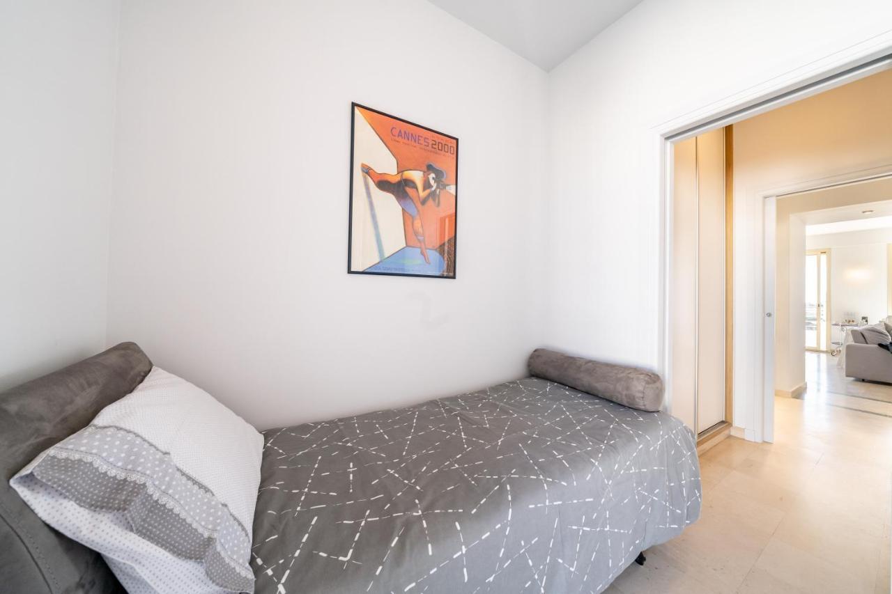 Palm Beach- Free Wifi- Parking- Sea View Cannes Bagian luar foto