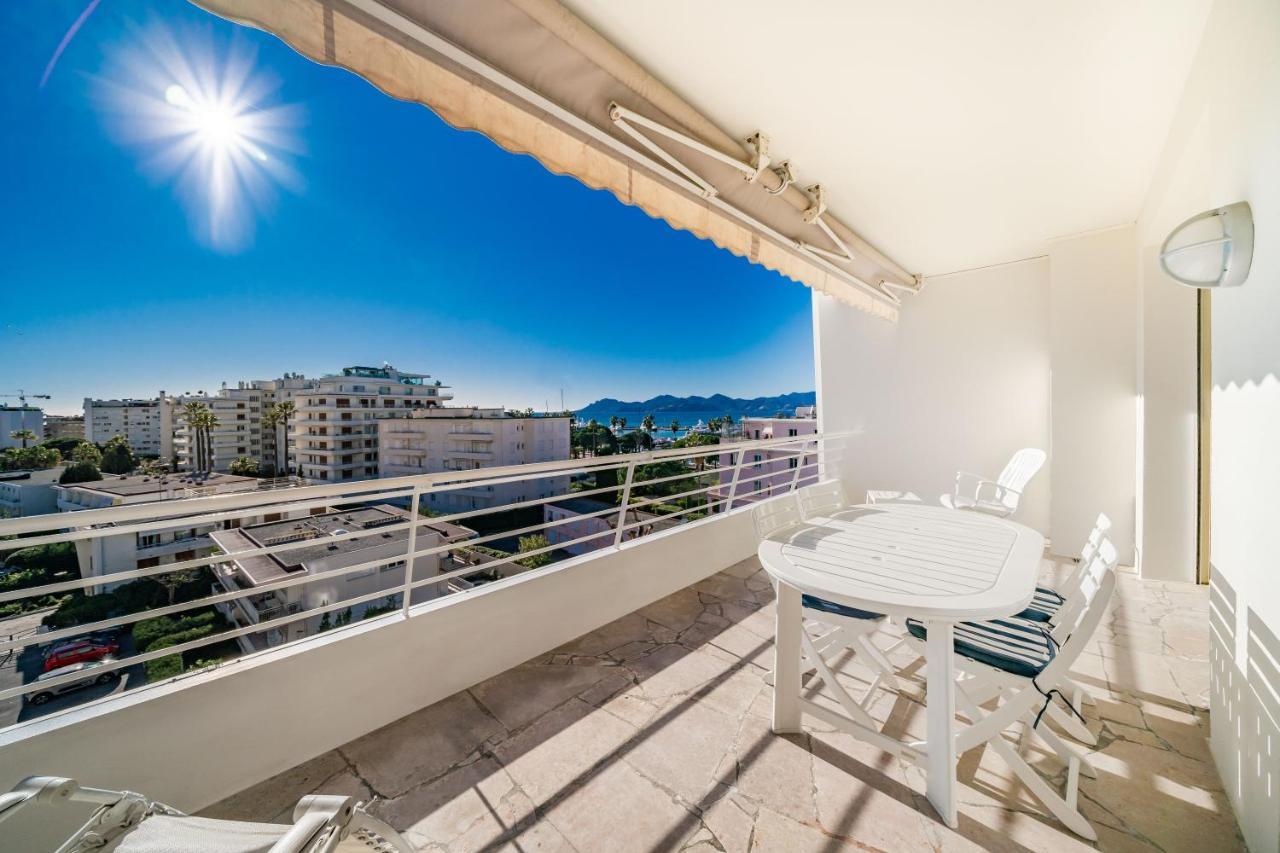 Palm Beach- Free Wifi- Parking- Sea View Apartment Cannes Bagian luar foto