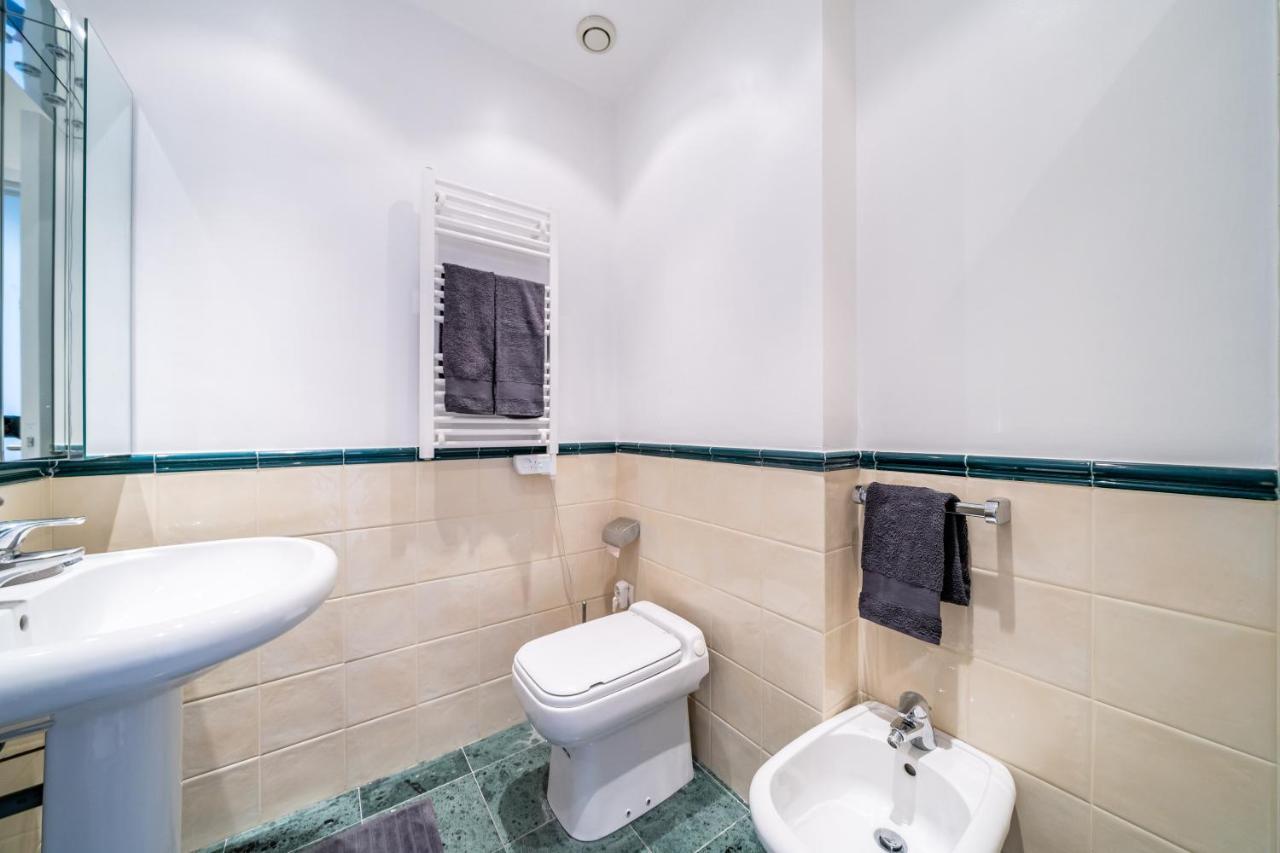 Palm Beach- Free Wifi- Parking- Sea View Cannes Bagian luar foto